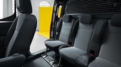 COMBO CARGO Z KABINĄ ZAŁOGOWĄ COMBO CARGO Z KABINĄ ZAŁOGOWĄ