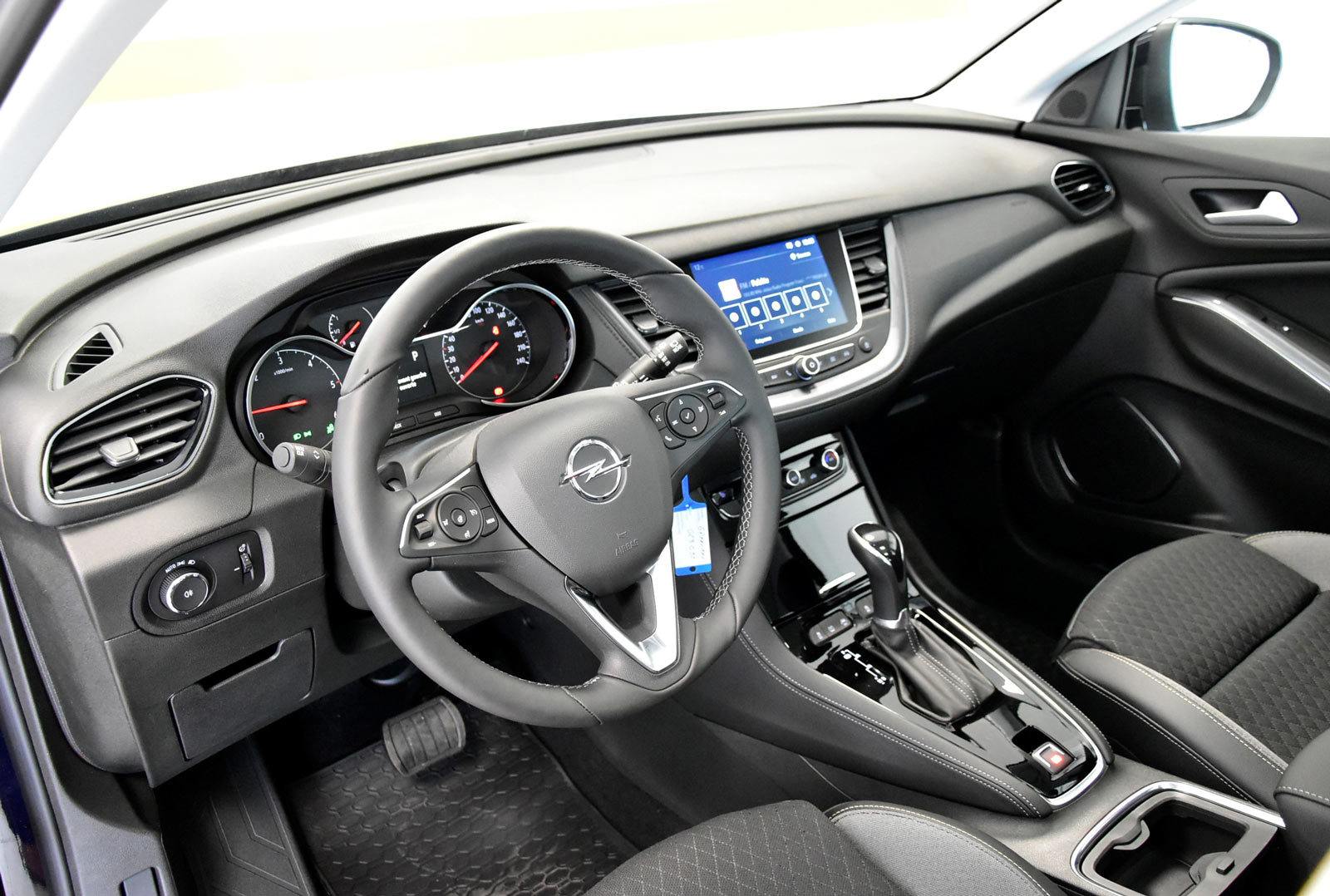 Deska Opel Grandland X