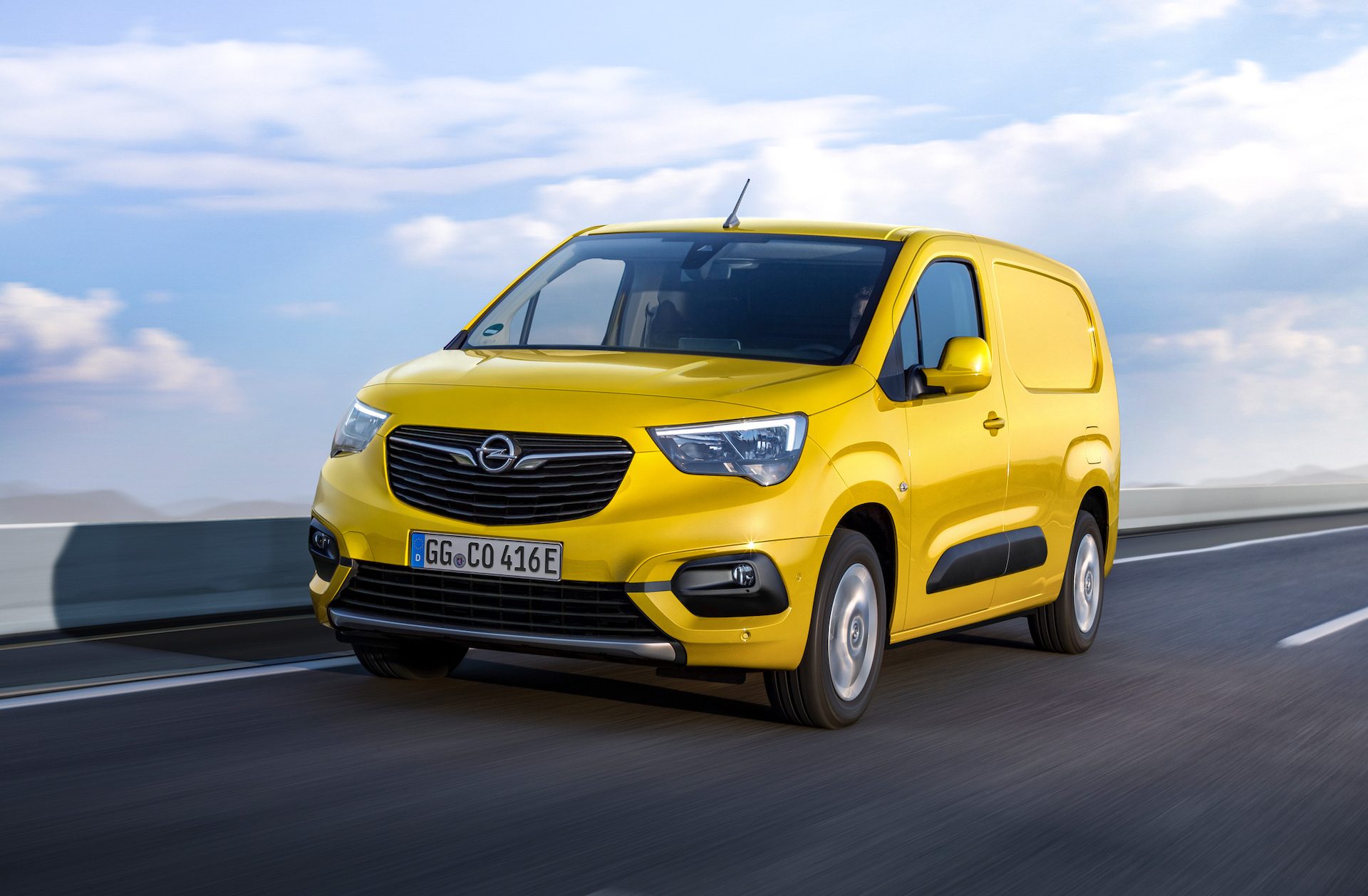 Bezkompromisowa e-mobilność: nowy kompaktowy van Opel Combo-e